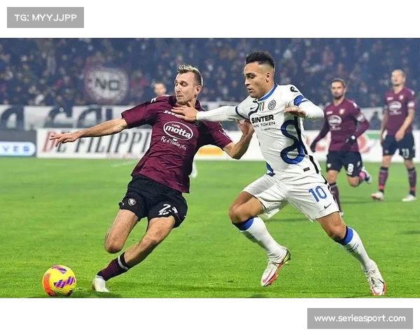 都灵对阵帕尔马，中场控制权成比赛关键